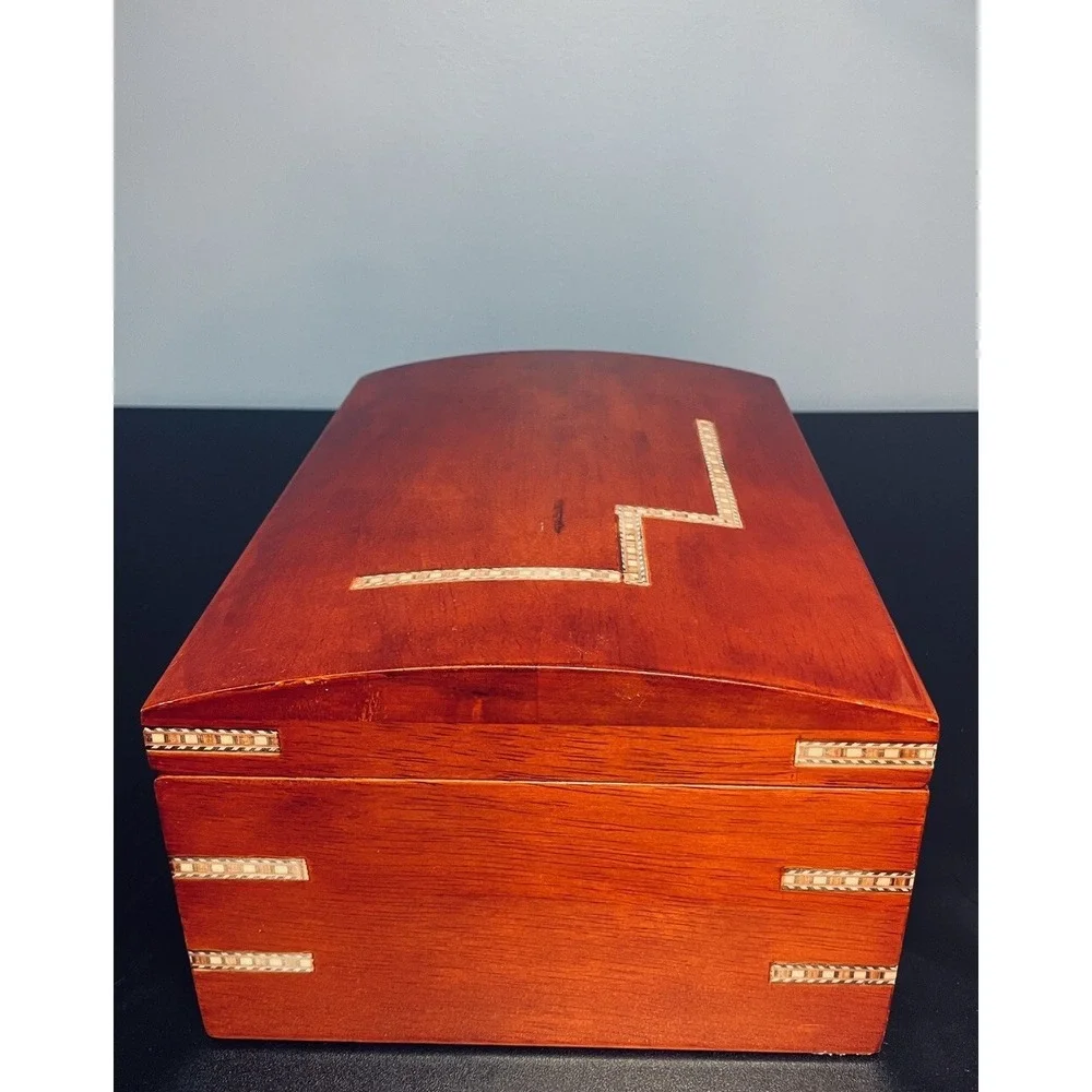 Wood Jewelry Box‎ 10